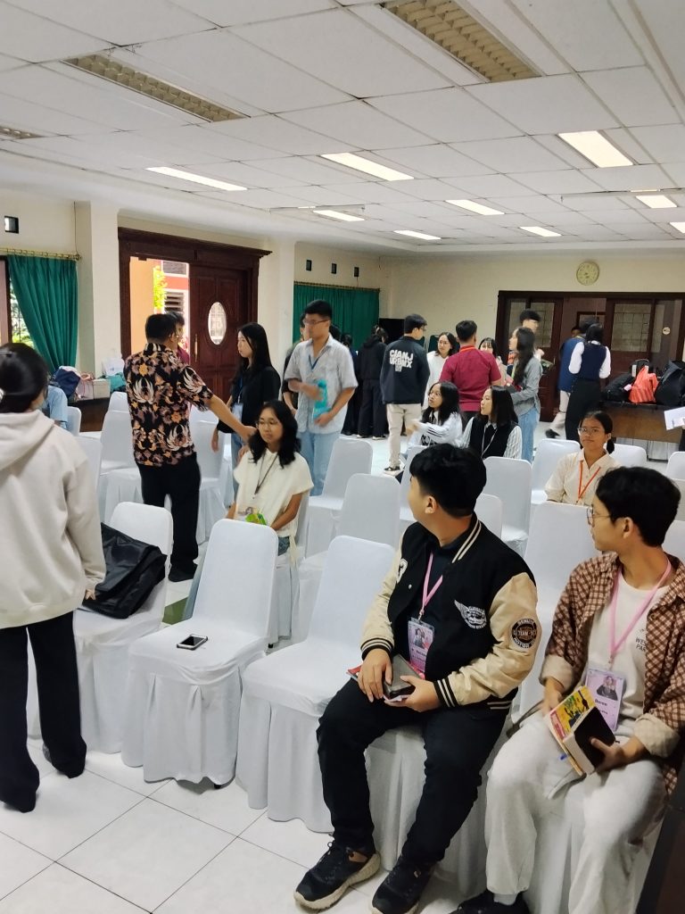 Retret Sekolah di Villa Giri Kembang Cipanas
