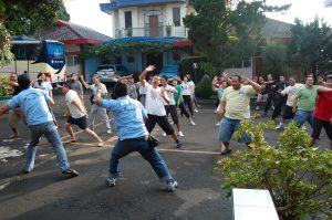 Pemandangan asri dan fasilitas lengkap di Villa Giri Kembang Cipanas untuk gathering hemat