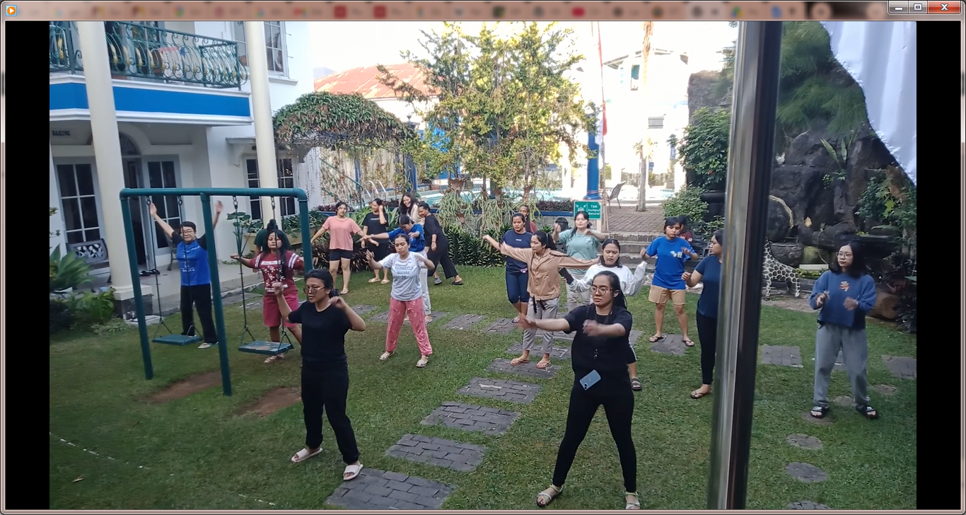 STIK Sint Carolus di Villa Giri Kembang Cipanas